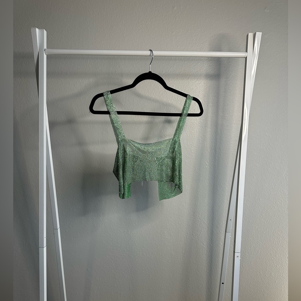 Boohoo GREEN DIAMANTE CHAINMAIL SQUARE NECK CROP - Small